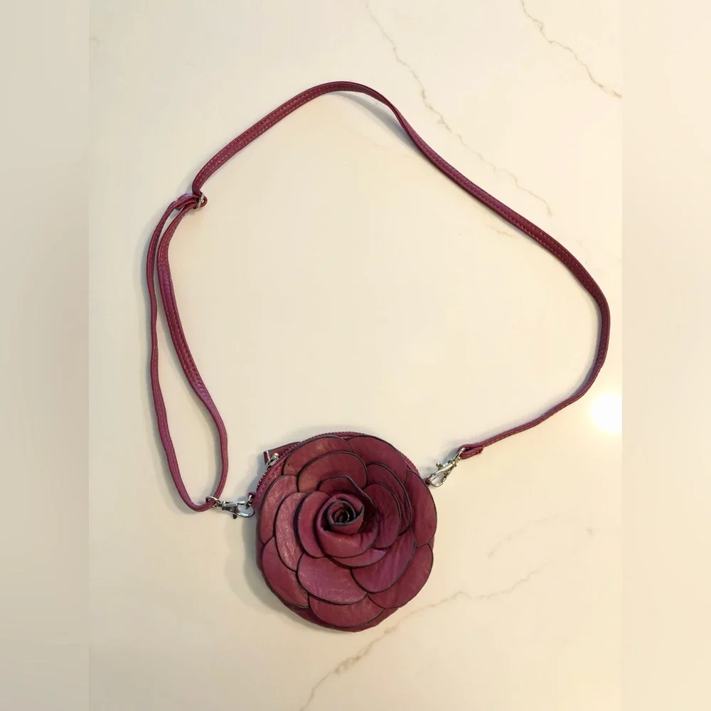 Rose Crossbody Faux Leather Crossbody / Clutch Purse OS